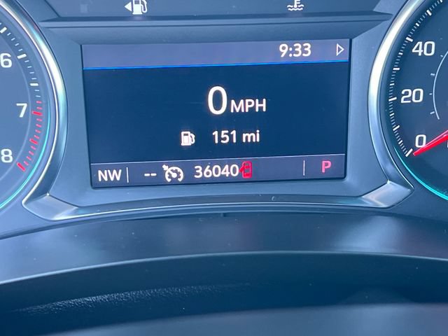 Used 2023 Chevrolet Traverse LT FWD image 16
