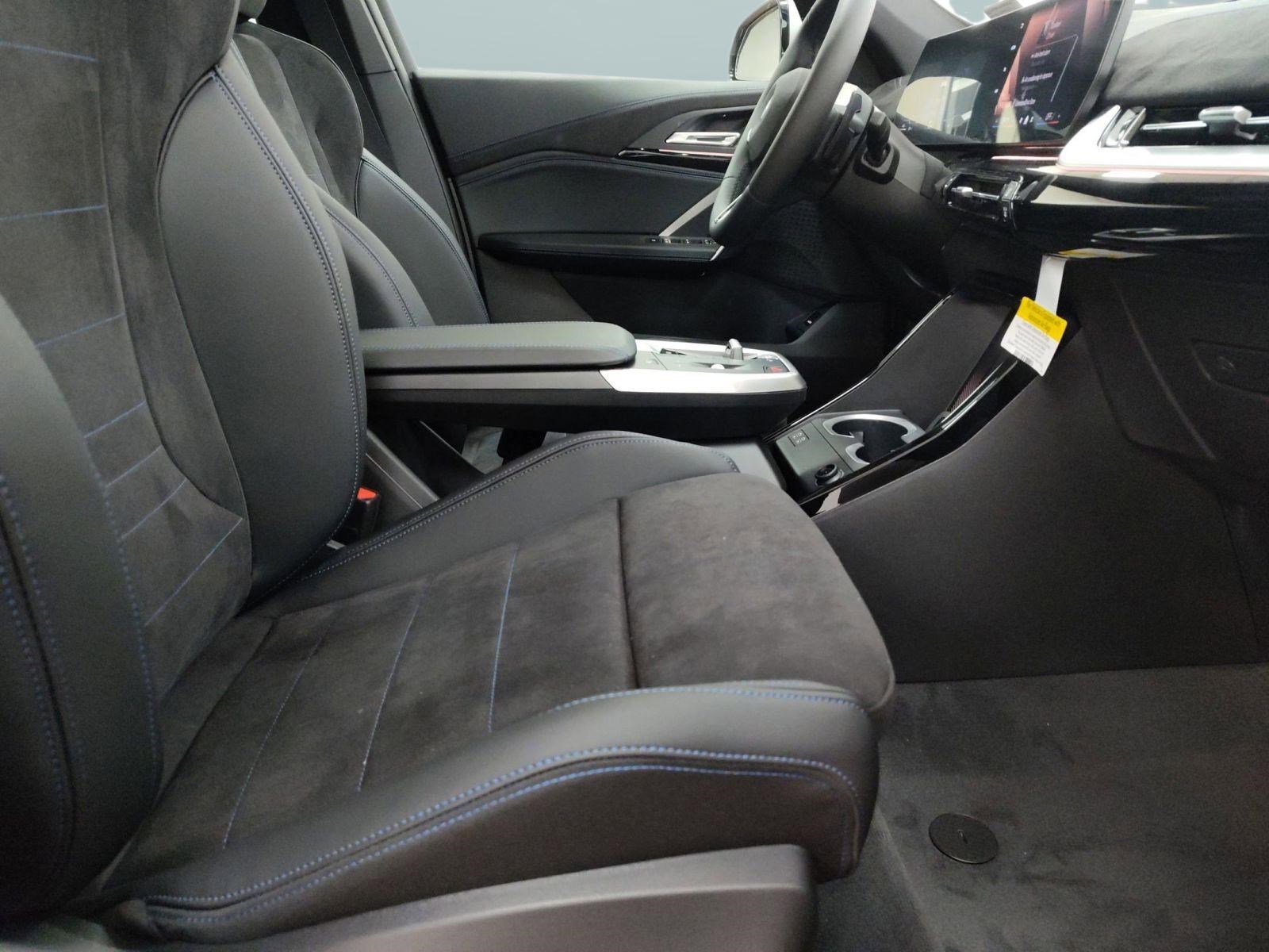 Used 2026 BMW X1 xDrive28i w/ M Sport Package image 28