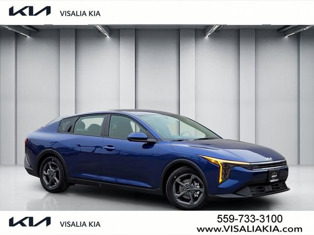 New 2025 Kia K4 LXS