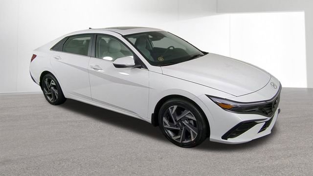 New 2026 Hyundai Elantra Limited image 2
