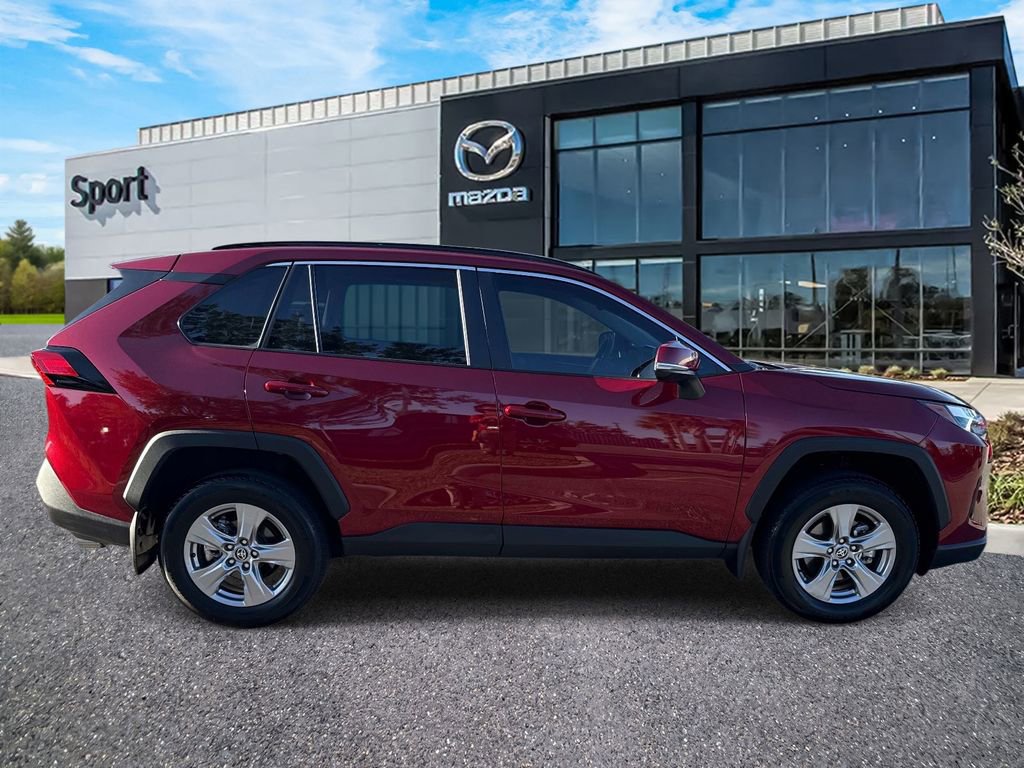 Used 2025 Toyota RAV4 XLE w/ Convenience Package FWD image 2