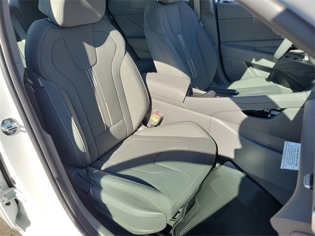 New 2026 Hyundai Elantra Sport w/ Cargo Package image 16
