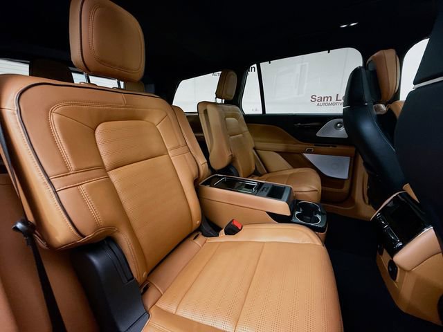 Used 2023 Lincoln Aviator Black Label w/ Dynamic Handling Package image 31