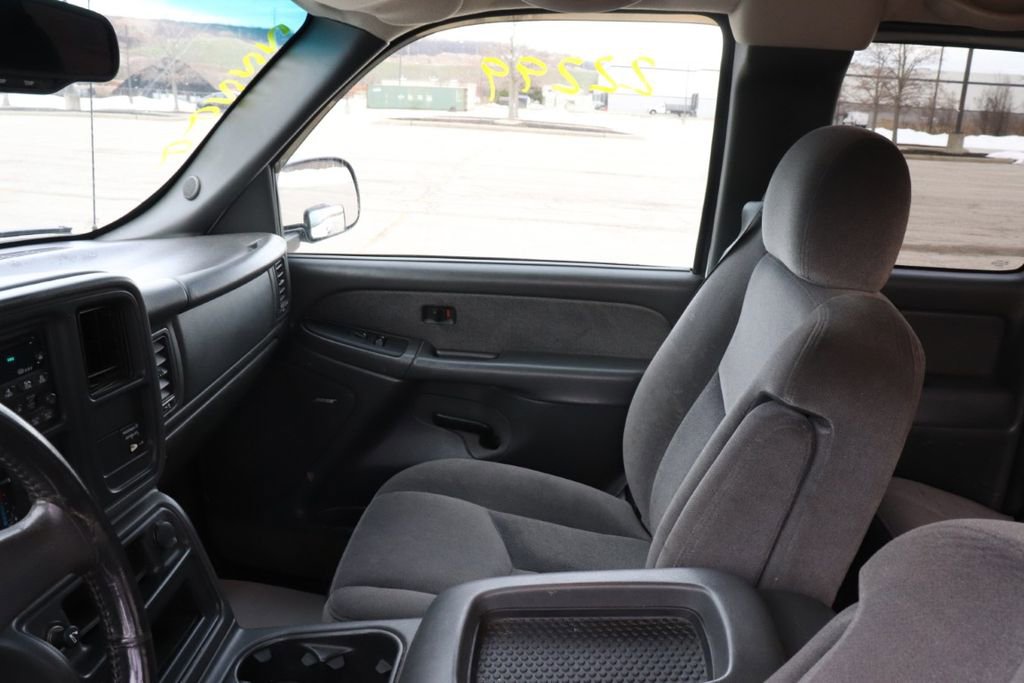 Used 2003 GMC Sierra 3500 SLE image 14