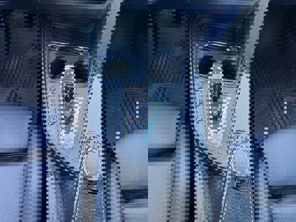 Used 2017 BMW 330i Sedan RWD image 8