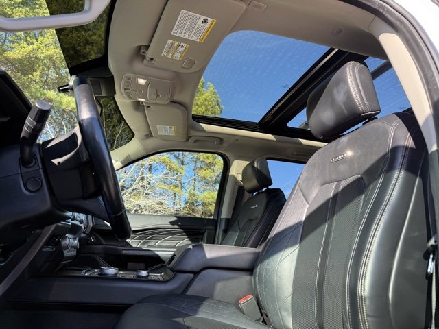 Used 2019 Ford Expedition Max Platinum image 23