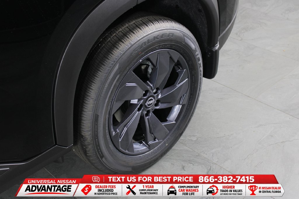New 2026 Nissan Rogue SV FWD image 9