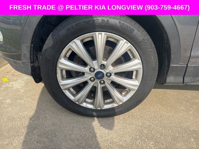 Used 2019 Ford Escape SEL image 4