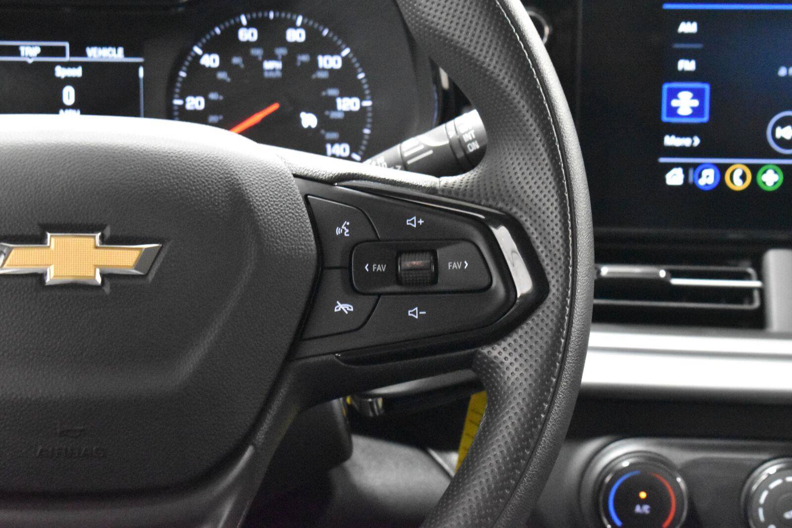 Used 2026 Chevrolet Trax LS w/ Driver Confidence Package FWD image 8