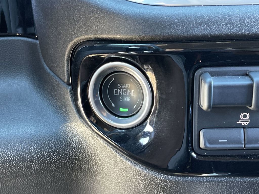 Used 2026 GMC Sierra 1500 SLT w/ SLT Premium Plus Package image 17