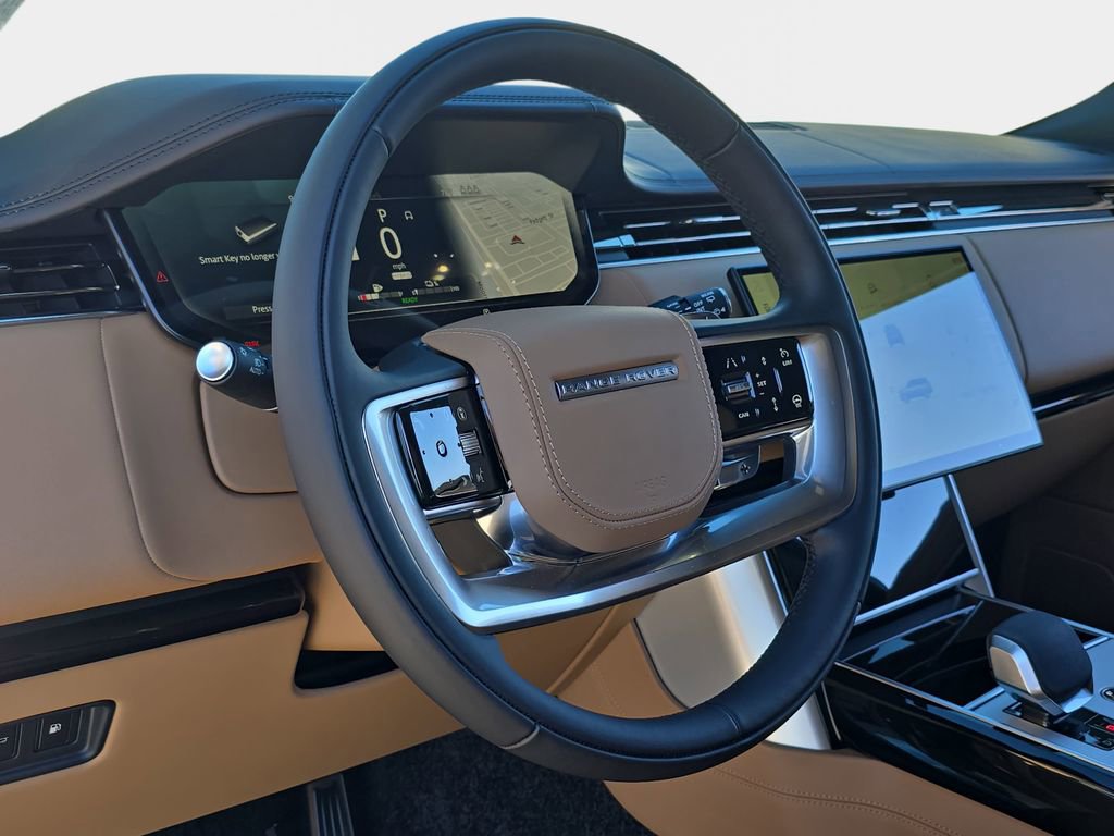 New 2026 Land Rover Range Rover SE image 17