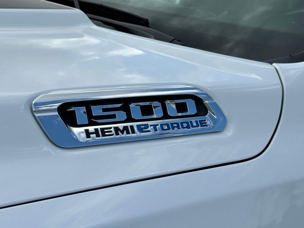 Used 2024 RAM 1500 Big Horn AWD/4WD image 24