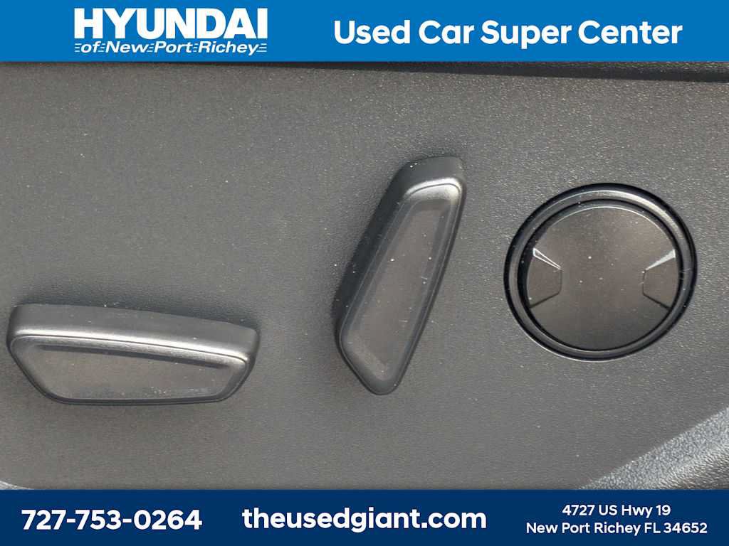 Used 2022 Ford Bronco Outer Banks AWD/4WD image 22