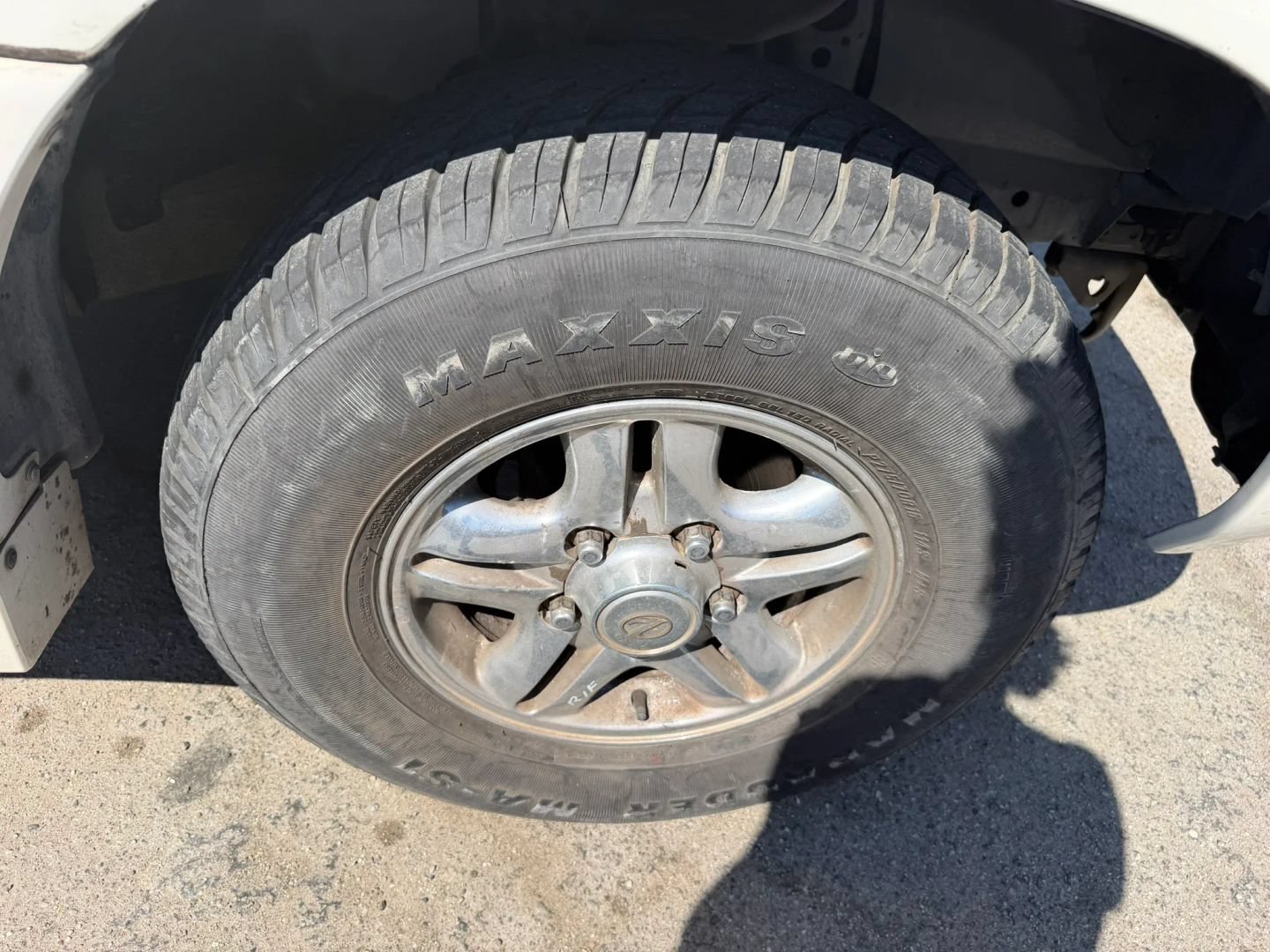 Used 1999 Lexus LX 470 4WD image 34