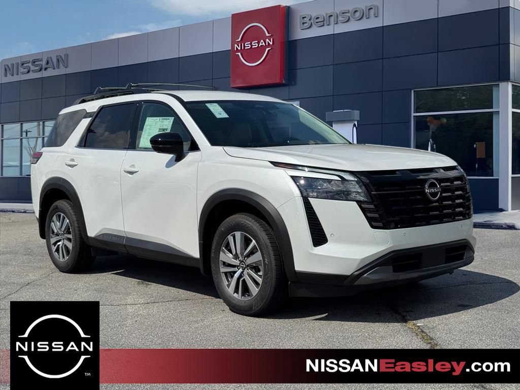 New 2026 Nissan Pathfinder SL FWD image 1