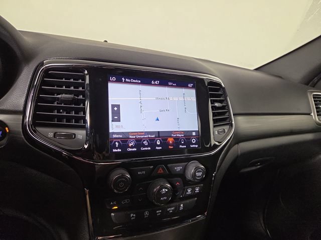 Used 2021 Jeep Grand Cherokee Laredo X AWD/4WD image 18