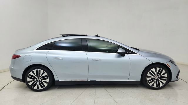 Used 2023 Mercedes-Benz EQE 500 4MATIC Sedan w/ Digital Light Package image 9