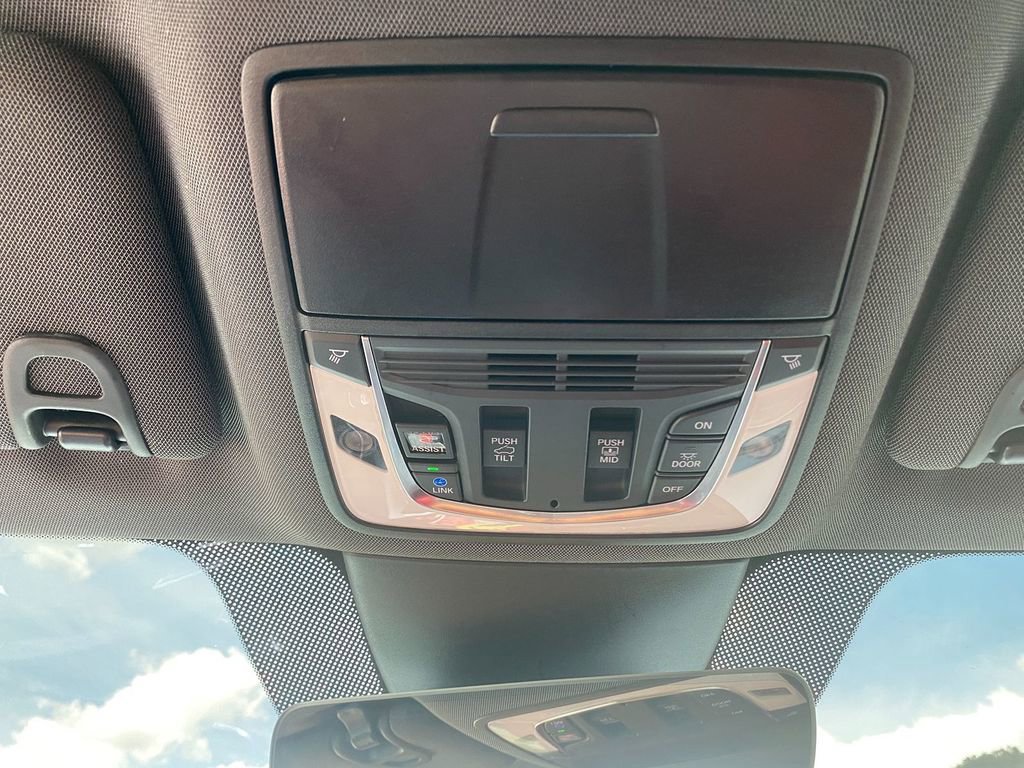 Used 2022 Acura MDX Type S image 23