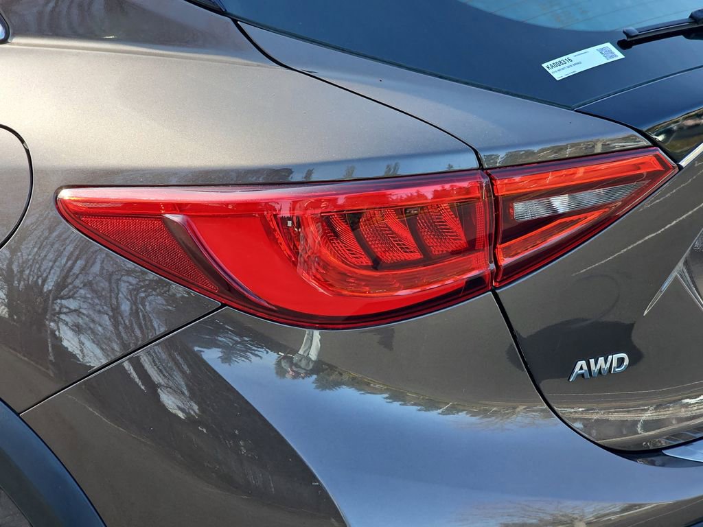 Used 2019 INFINITI QX30 AWD w/ Proassist Package image 37
