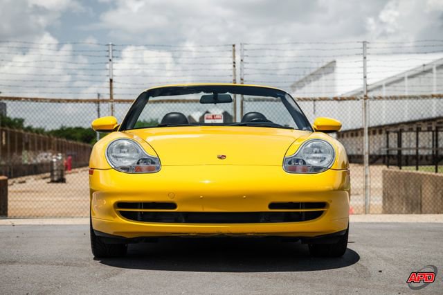 Used 2000 Porsche 911 Carrera 4 image 15