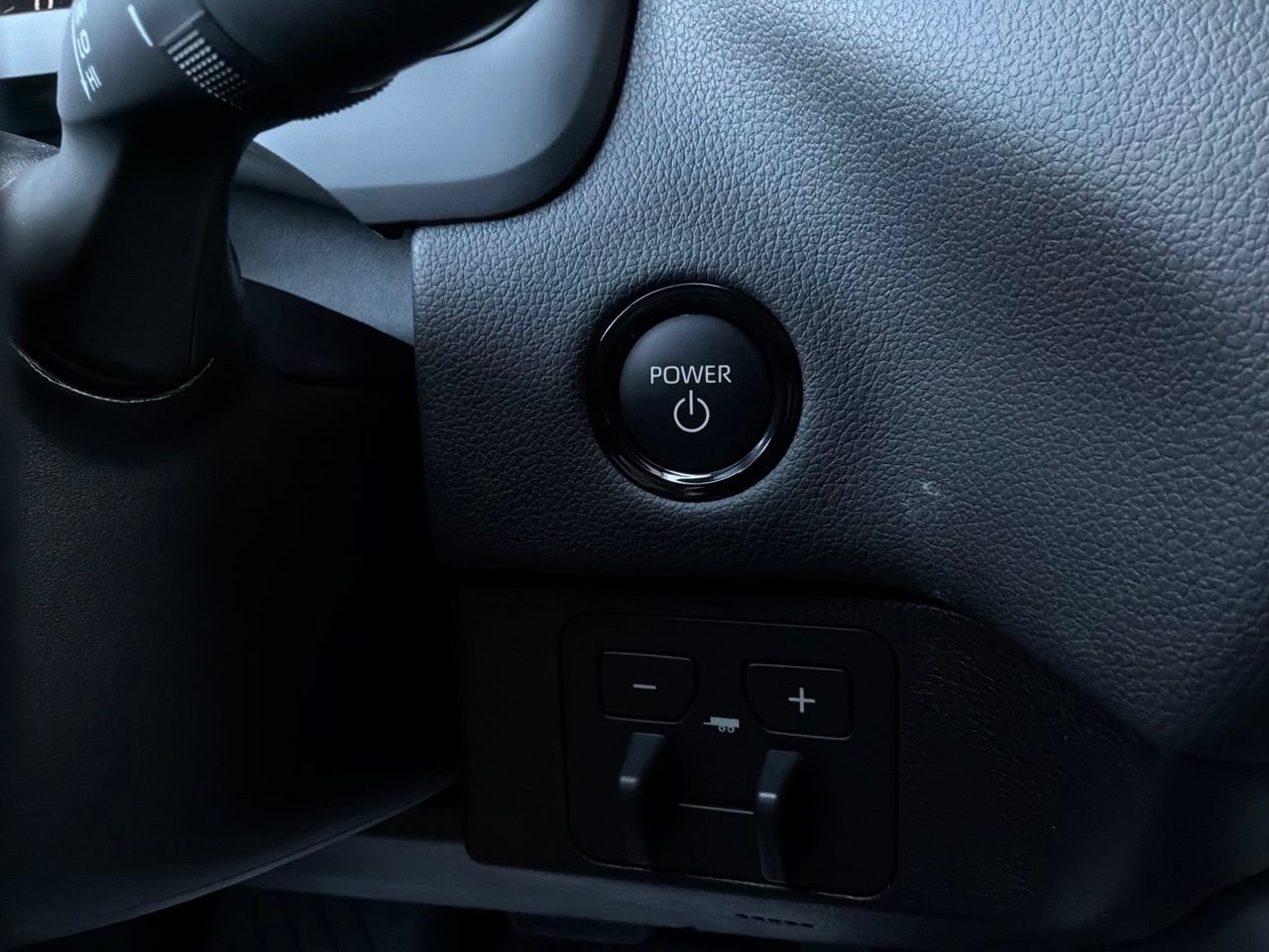 New 2026 Toyota Tundra Limited AWD/4WD image 29