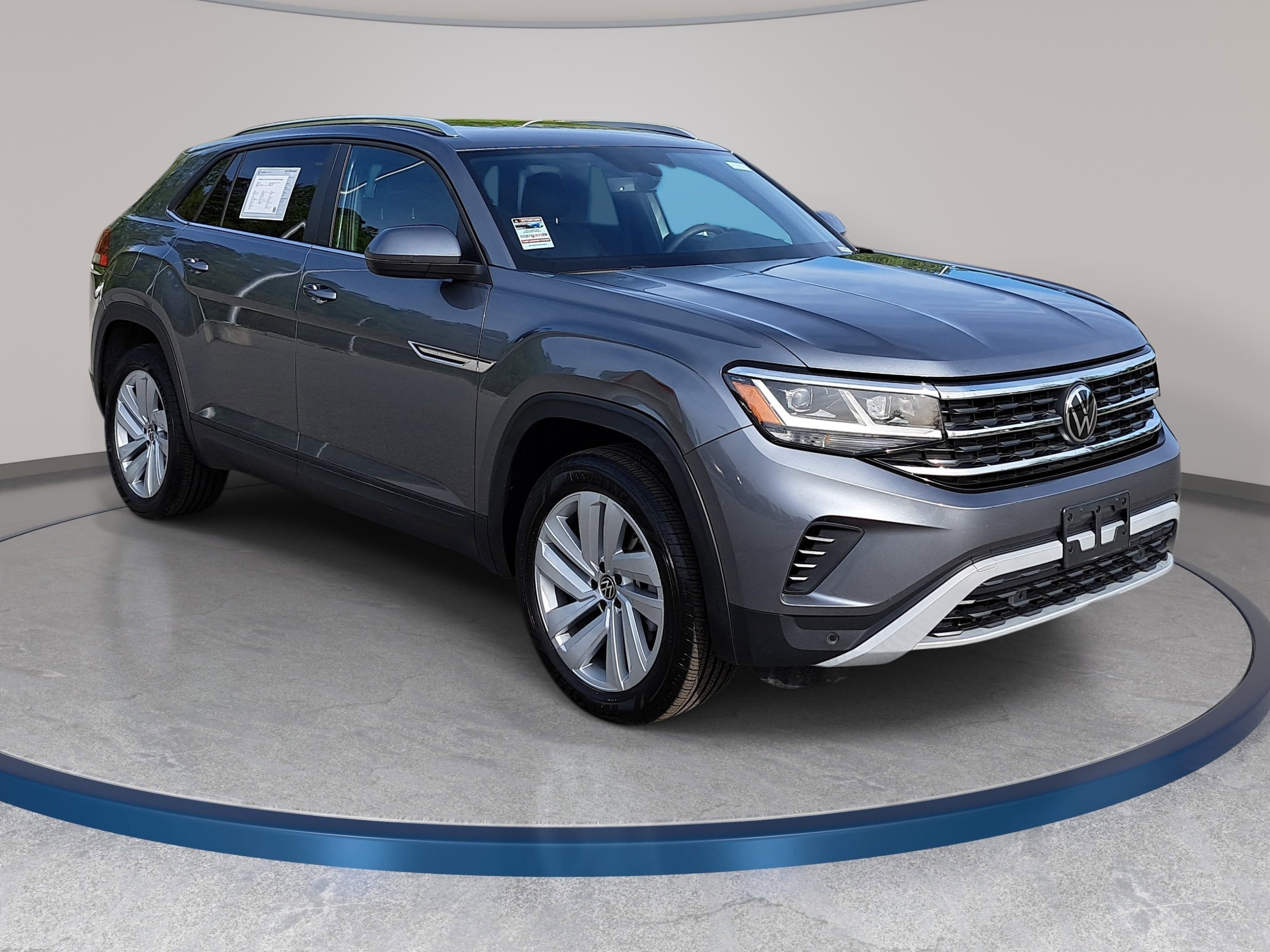 Certified 2023 Volkswagen Atlas Cross Sport SE w/ Panoramic Sunroof Package image 3