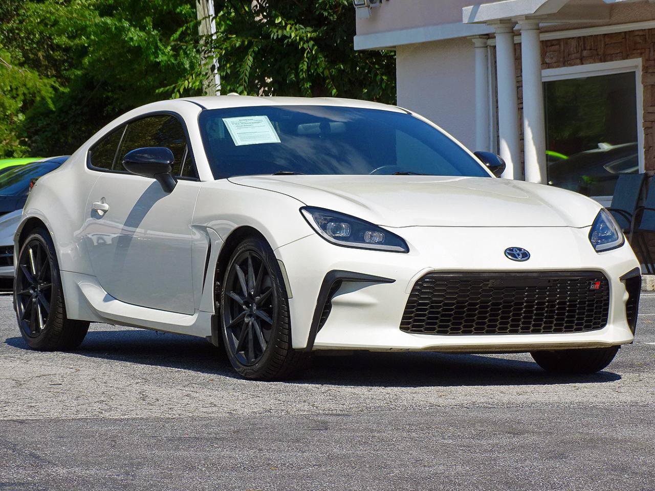 Used 2023 Toyota GR86 Premium RWD image 9