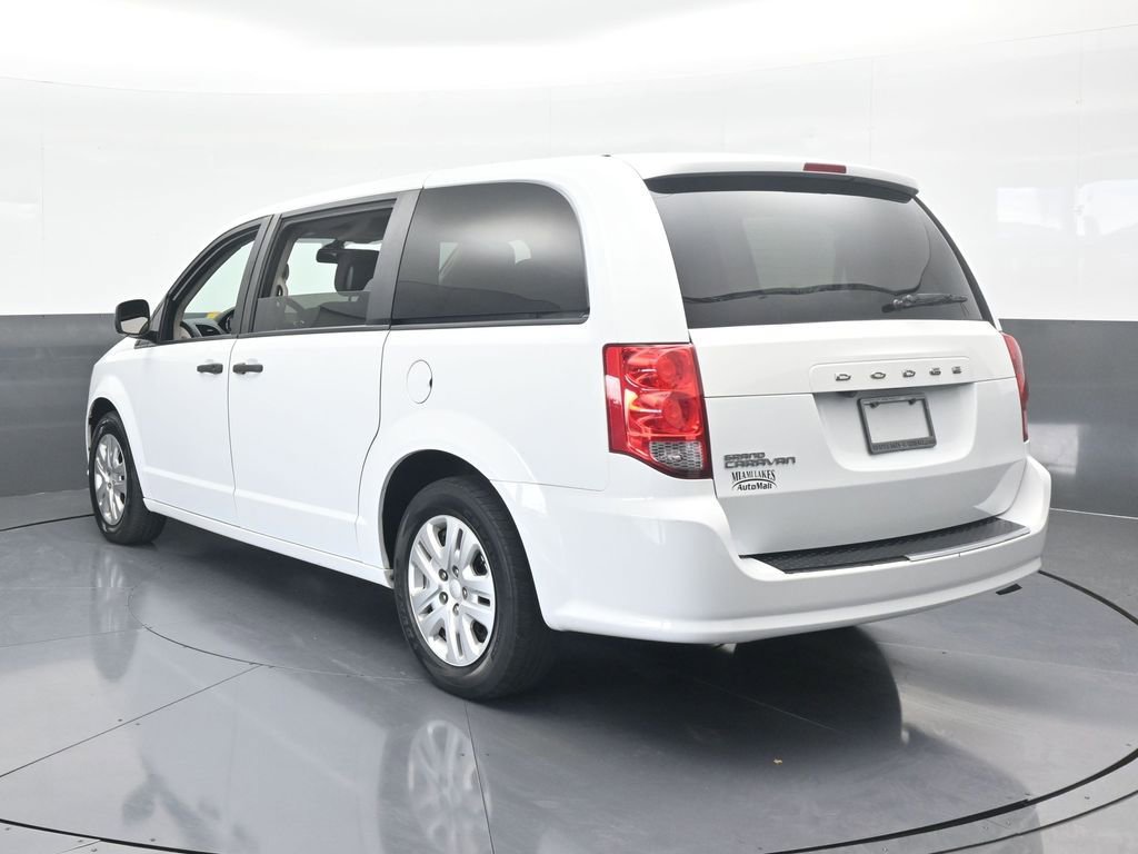 Used 2020 Dodge Grand Caravan SE image 4