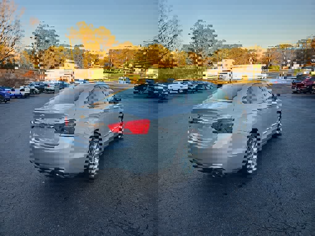 Used 2017 Chevrolet Impala Premier image 3