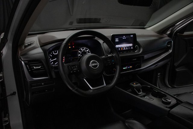 Used 2023 Nissan Rogue SV w/ SV Premium Package image 24