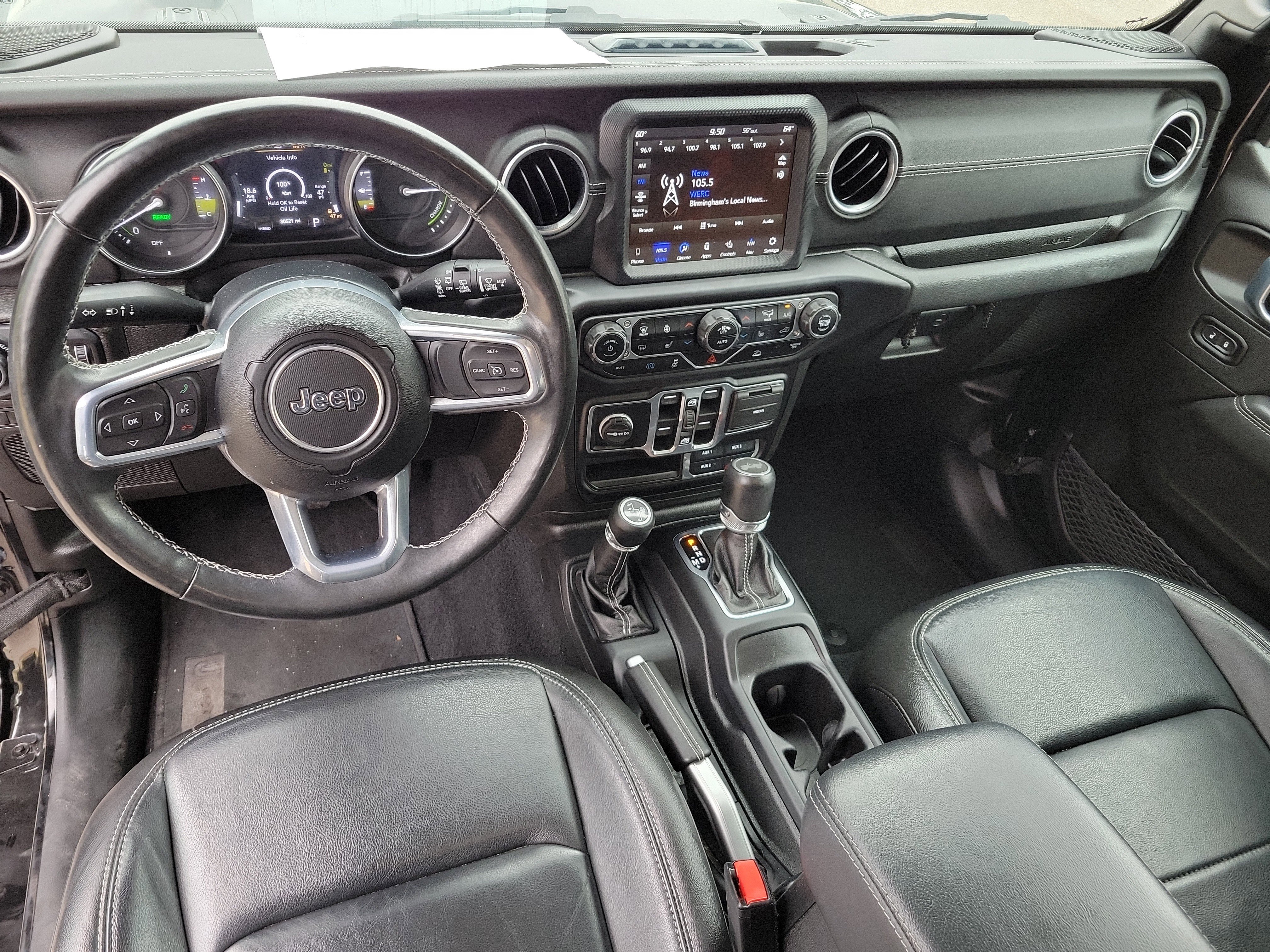 Used 2022 Jeep Wrangler Unlimited Sahara w/ Cold Weather Group image 8