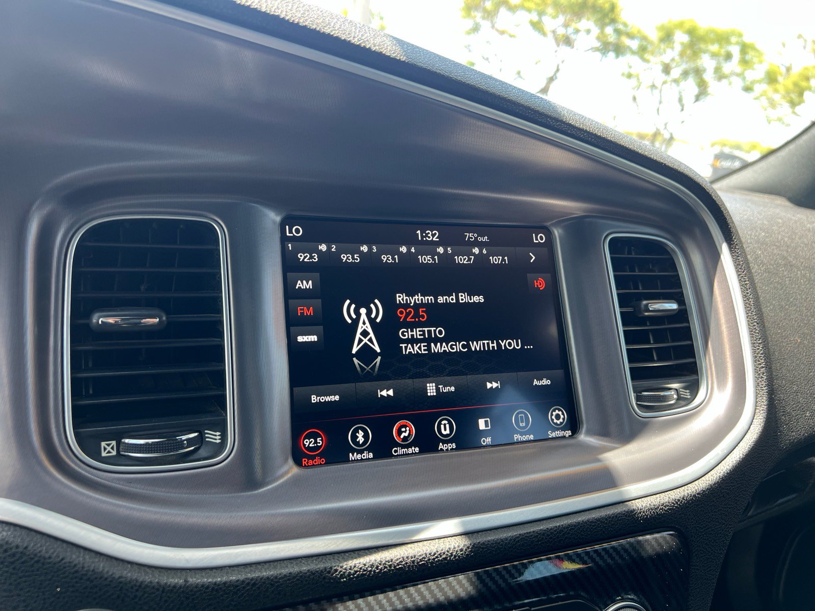 Used 2019 Dodge Charger R/T RWD image 24