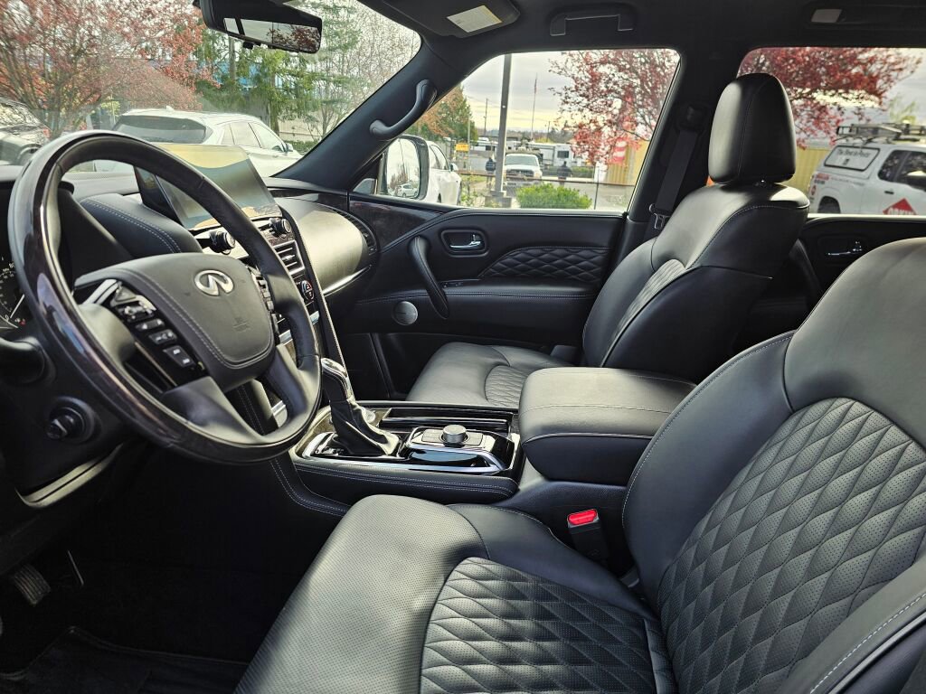 Used 2024 INFINITI QX80 Sensory AWD/4WD image 25