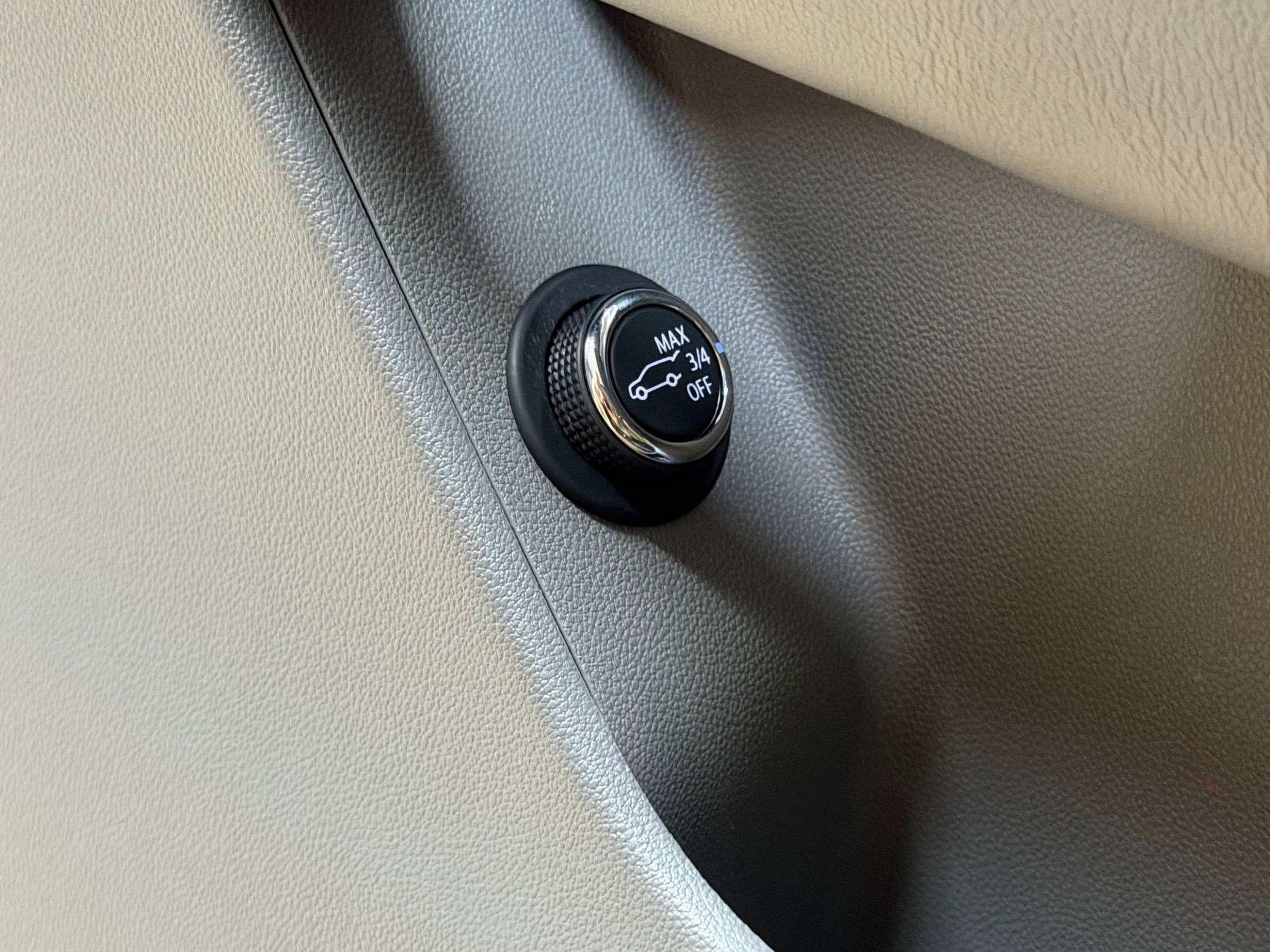 Used 2020 Cadillac XT5 Premium Luxury FWD image 18