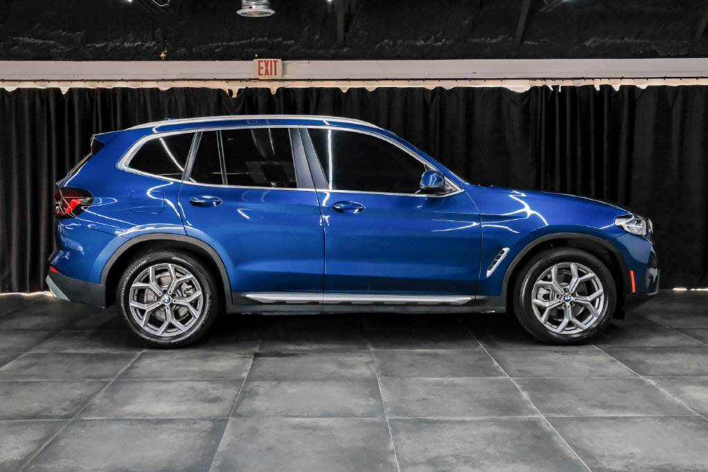 Used 2023 BMW X3 xDrive30i w/ Convenience Package AWD/4WD image 10