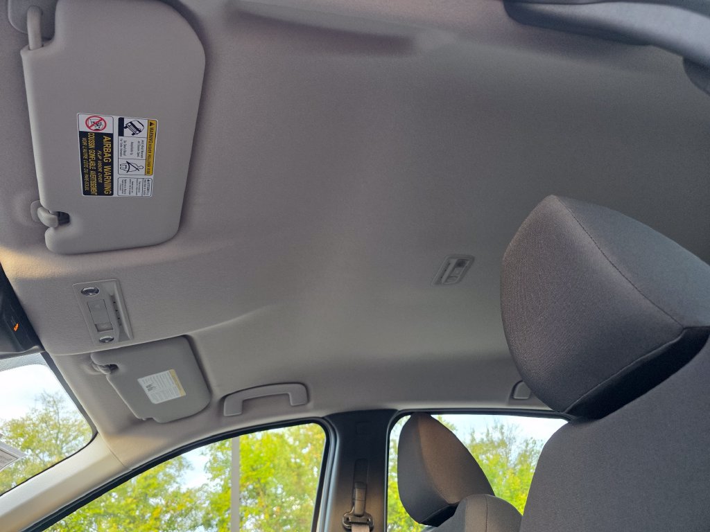 New 2027 Nissan Kicks S FWD image 19