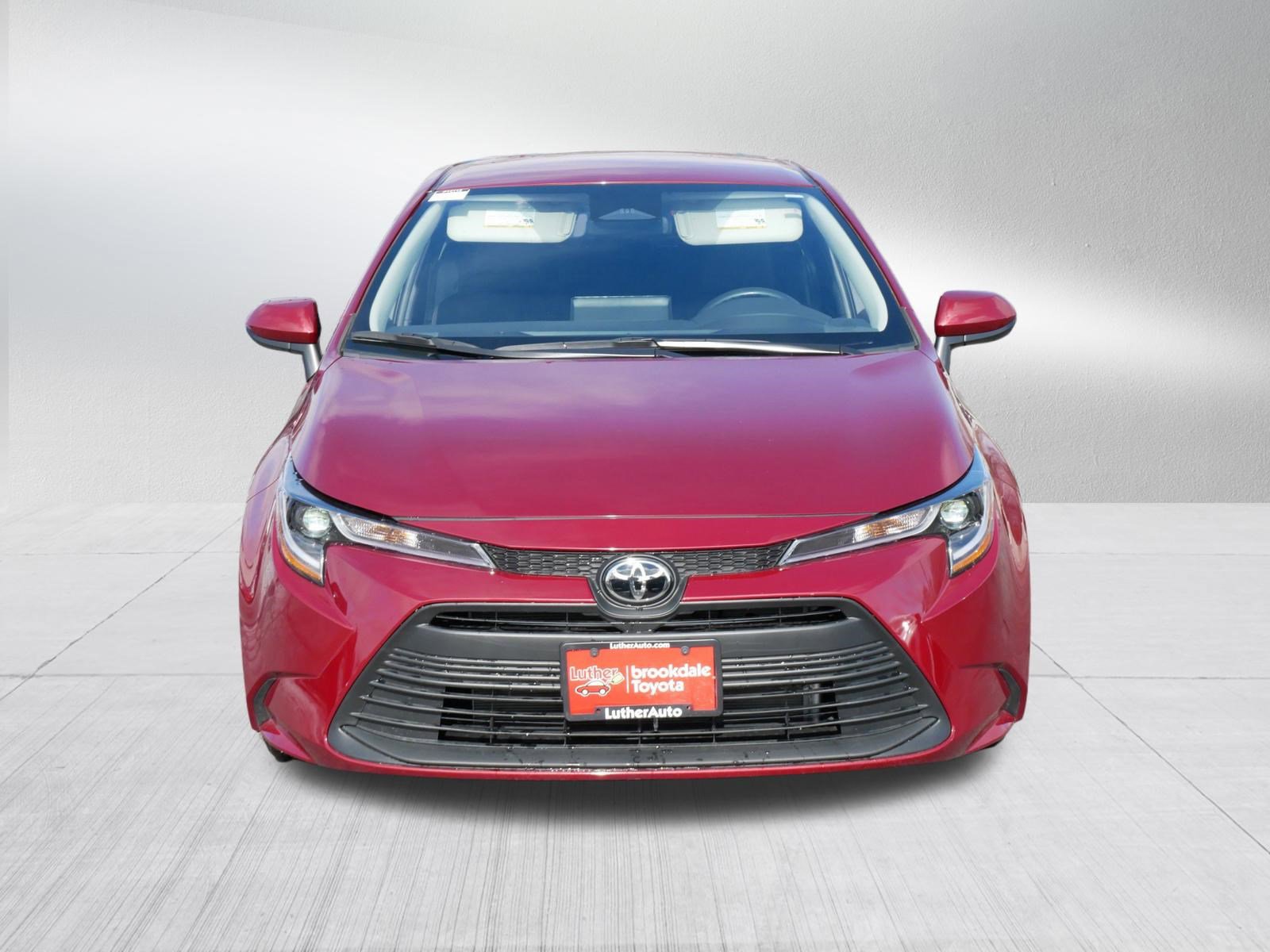 Certified 2025 Toyota Corolla LE image 2