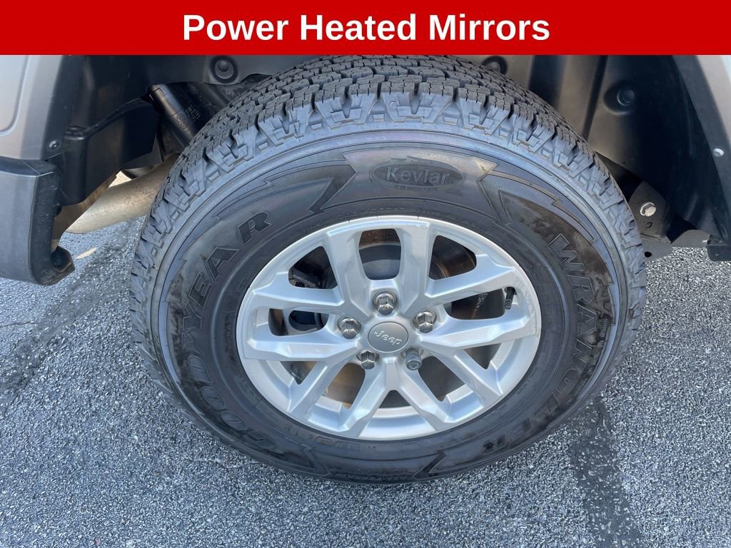 Used 2023 Jeep Wrangler Sport S image 13