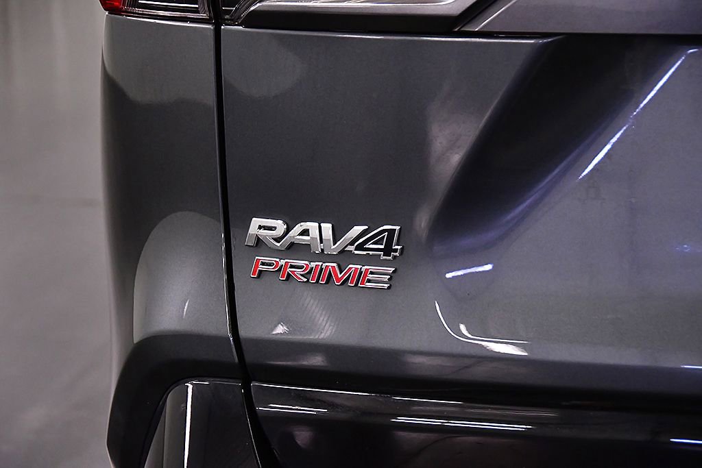 Used 2023 Toyota RAV4 SE w/ Weather & Moonroof Package image 11