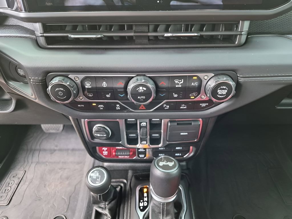 Used 2024 Jeep Wrangler Rubicon 392 image 38