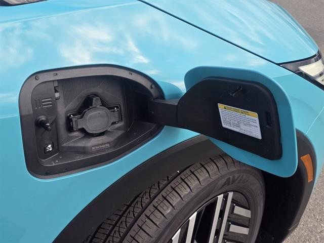 New 2026 Nissan Leaf SV+ w/ Floor Mat Package (SV+) image 24