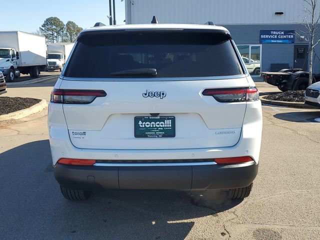 Certified 2025 Jeep Grand Cherokee L Laredo image 7