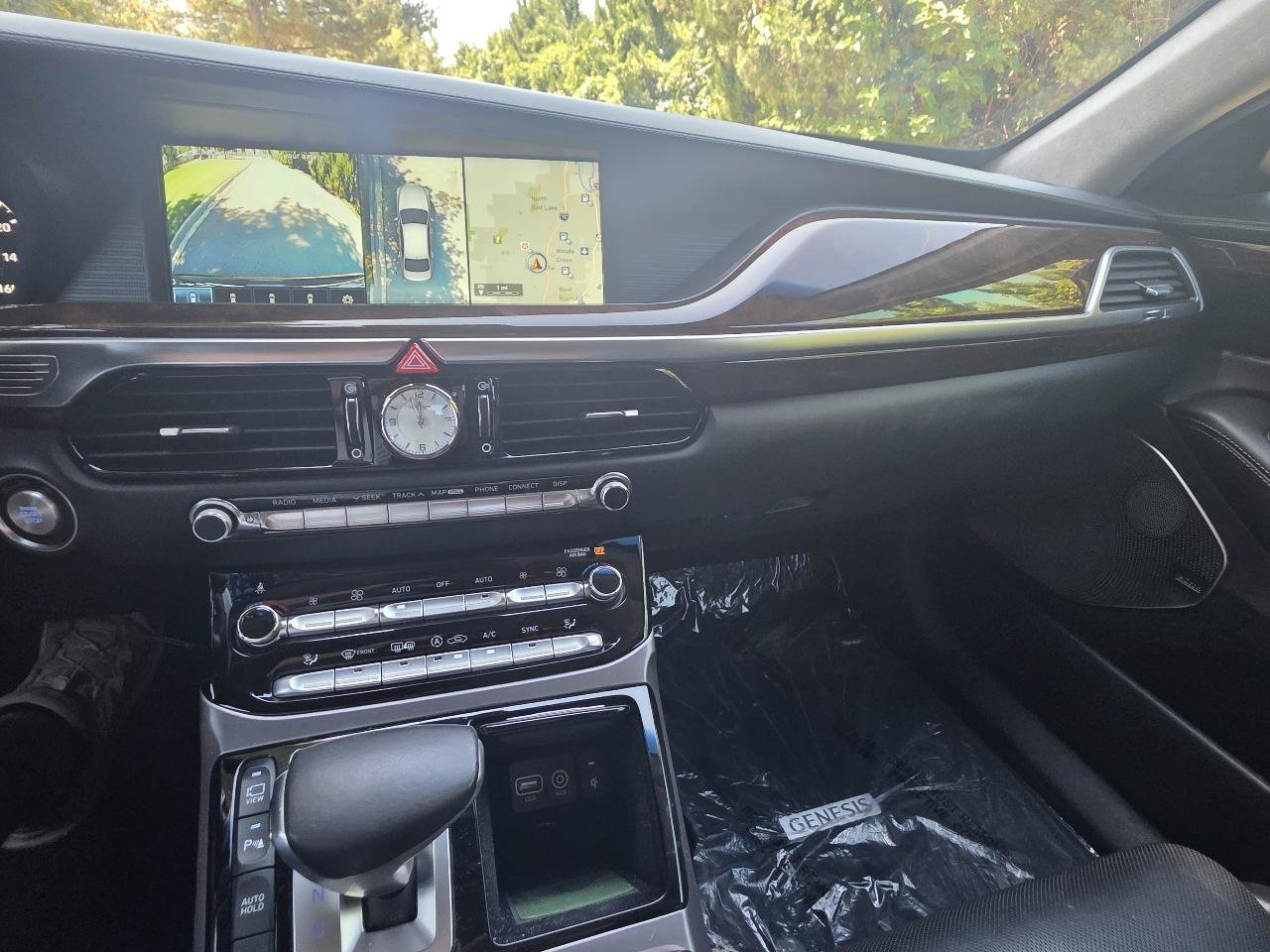 Used 2018 Genesis G90 5.0 Ultimate AWD/4WD image 18
