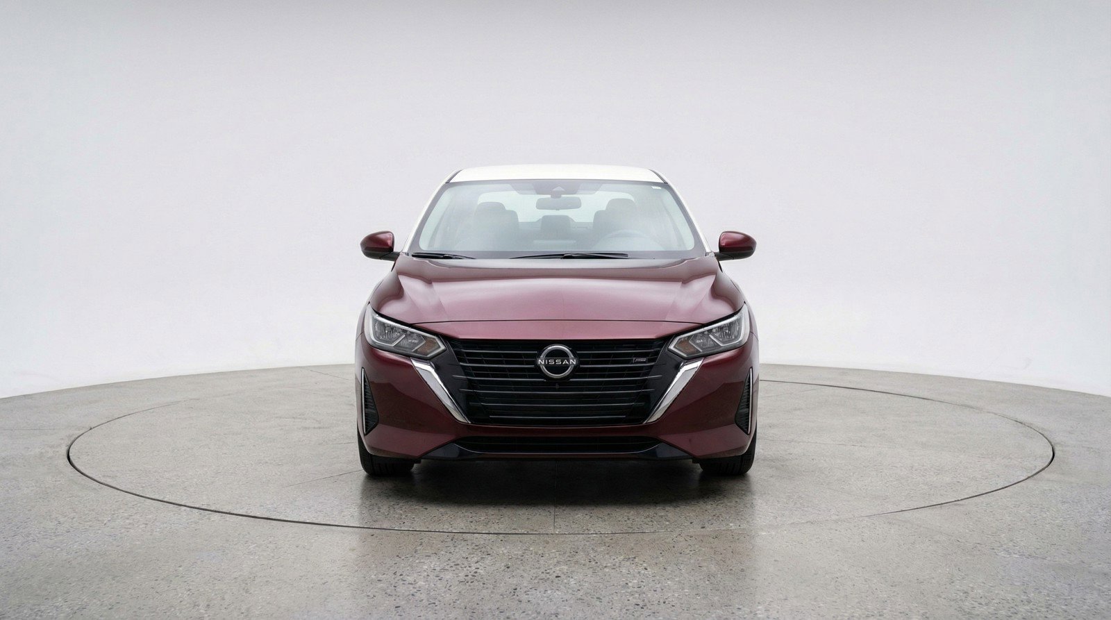 Used 2025 Nissan Sentra SV image 2