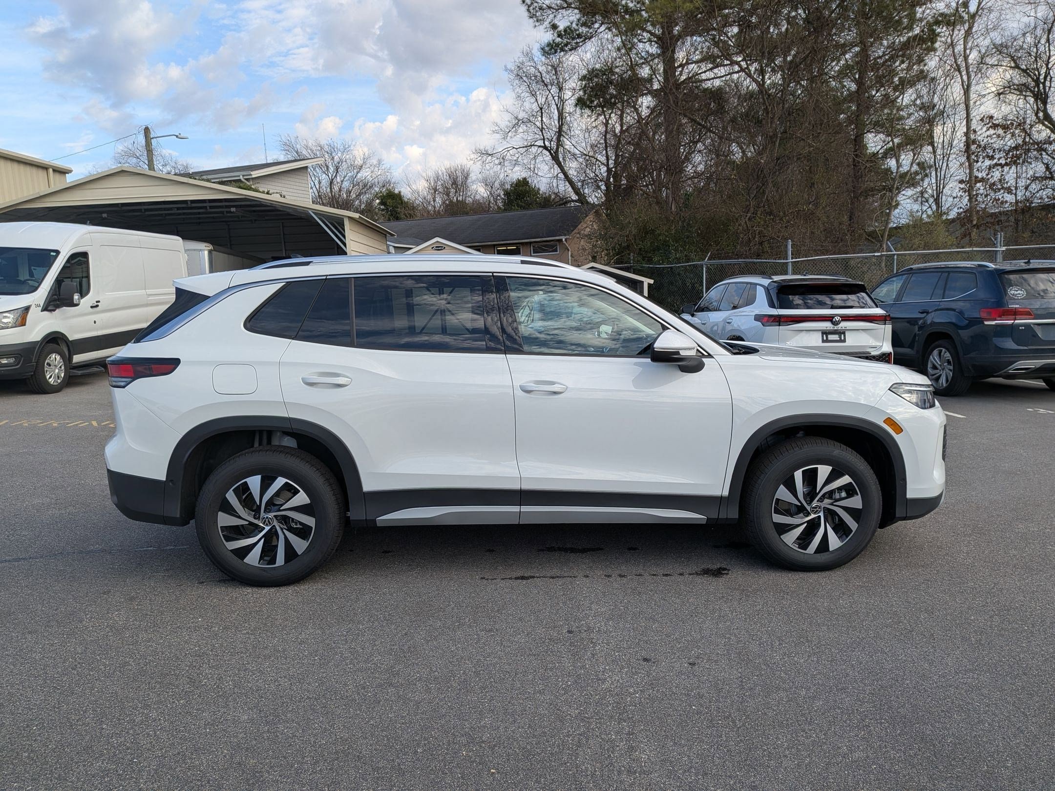 New 2026 Volkswagen Tiguan S AWD/4WD image 2
