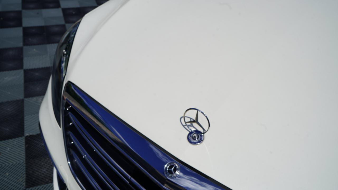 Used 2019 Mercedes-Benz S 63 AMG S 4MATIC Sedan w/ Warmth & Comfort Package image 32