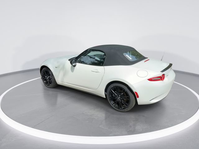 New 2026 MAZDA MX-5 Miata RF Grand Touring RWD image 5