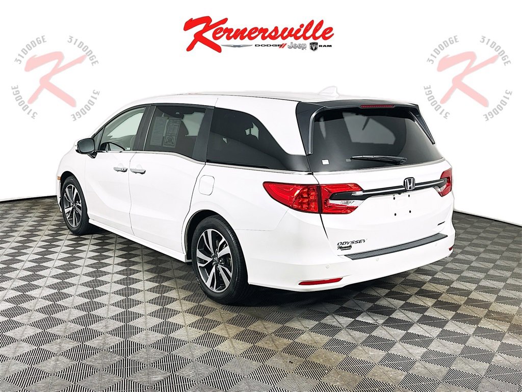 Used 2022 Honda Odyssey Touring image 5