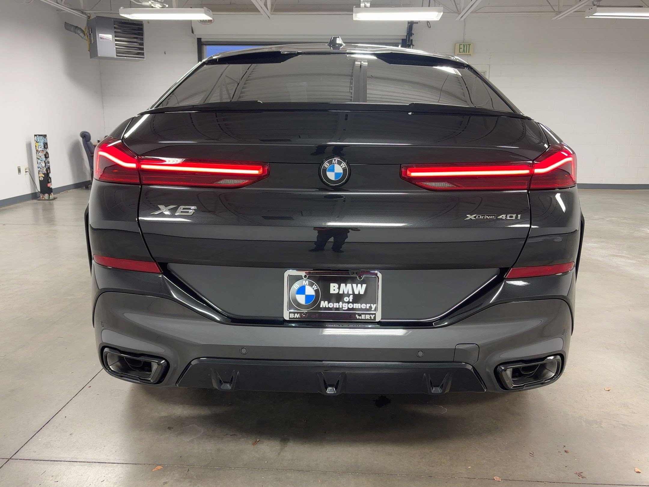 New 2026 BMW X6 xDrive40i w/ Executive Package image 9