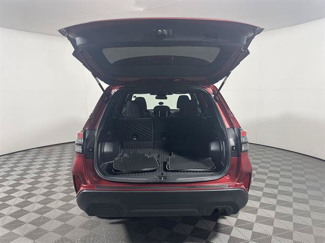 Used 2026 Subaru Forester AWD/4WD image 22